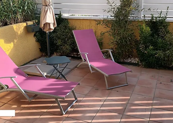 7, La Palmeraie Au Village Naturiste Appartement *